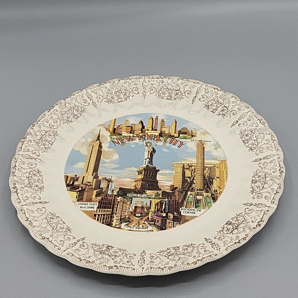 4 pcs //  4x9" VINTAGE PLATES ARIZONA // NEW MEXICO // NEW YORK // HAMILTON MINT